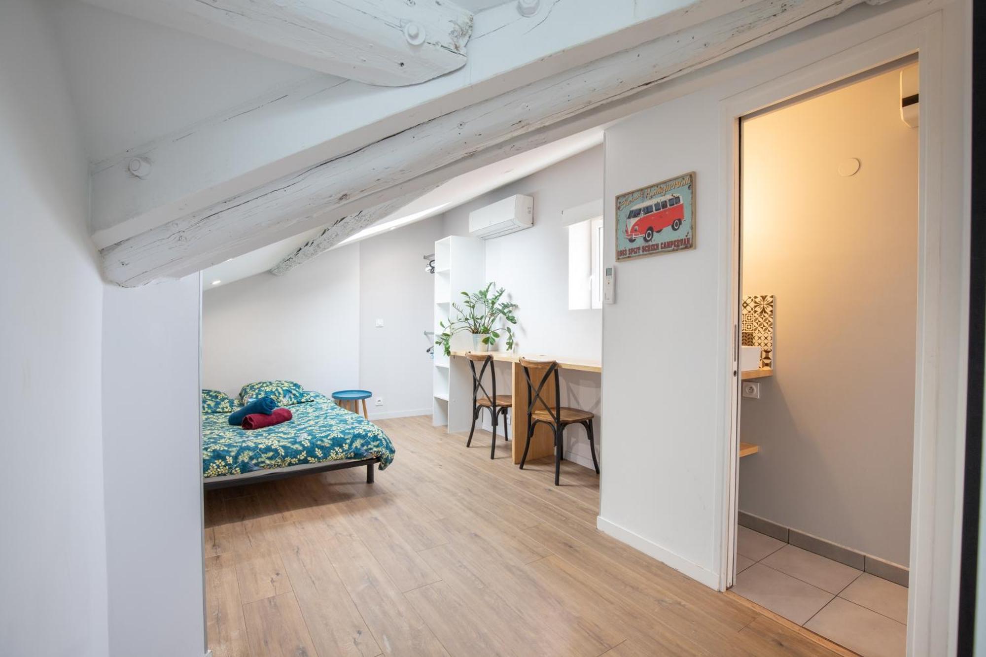 La Chic Comedie - 2 Chambres - Hypercentre - Wifi 몽펠리에 외부 사진