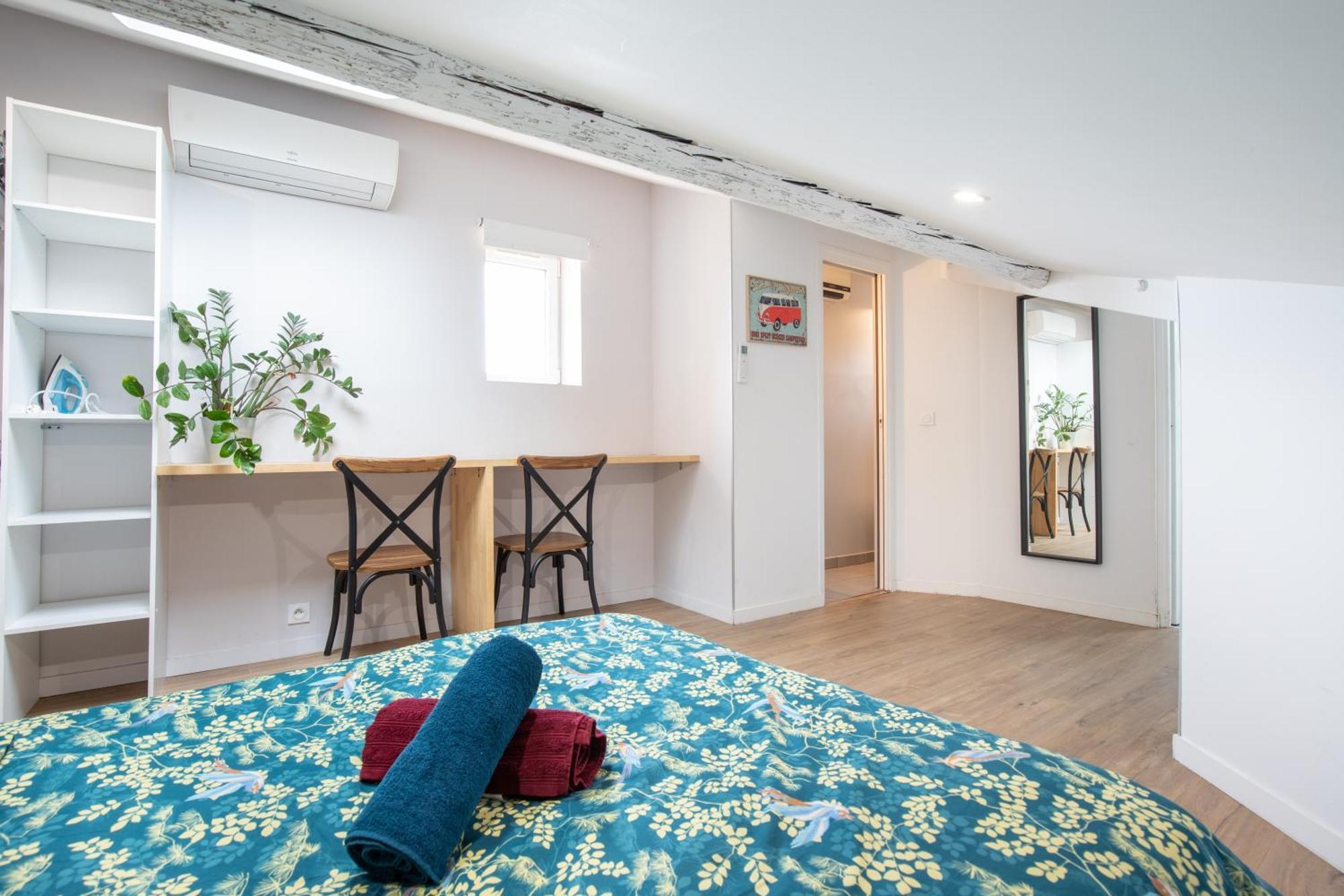 La Chic Comedie - 2 Chambres - Hypercentre - Wifi 몽펠리에 외부 사진