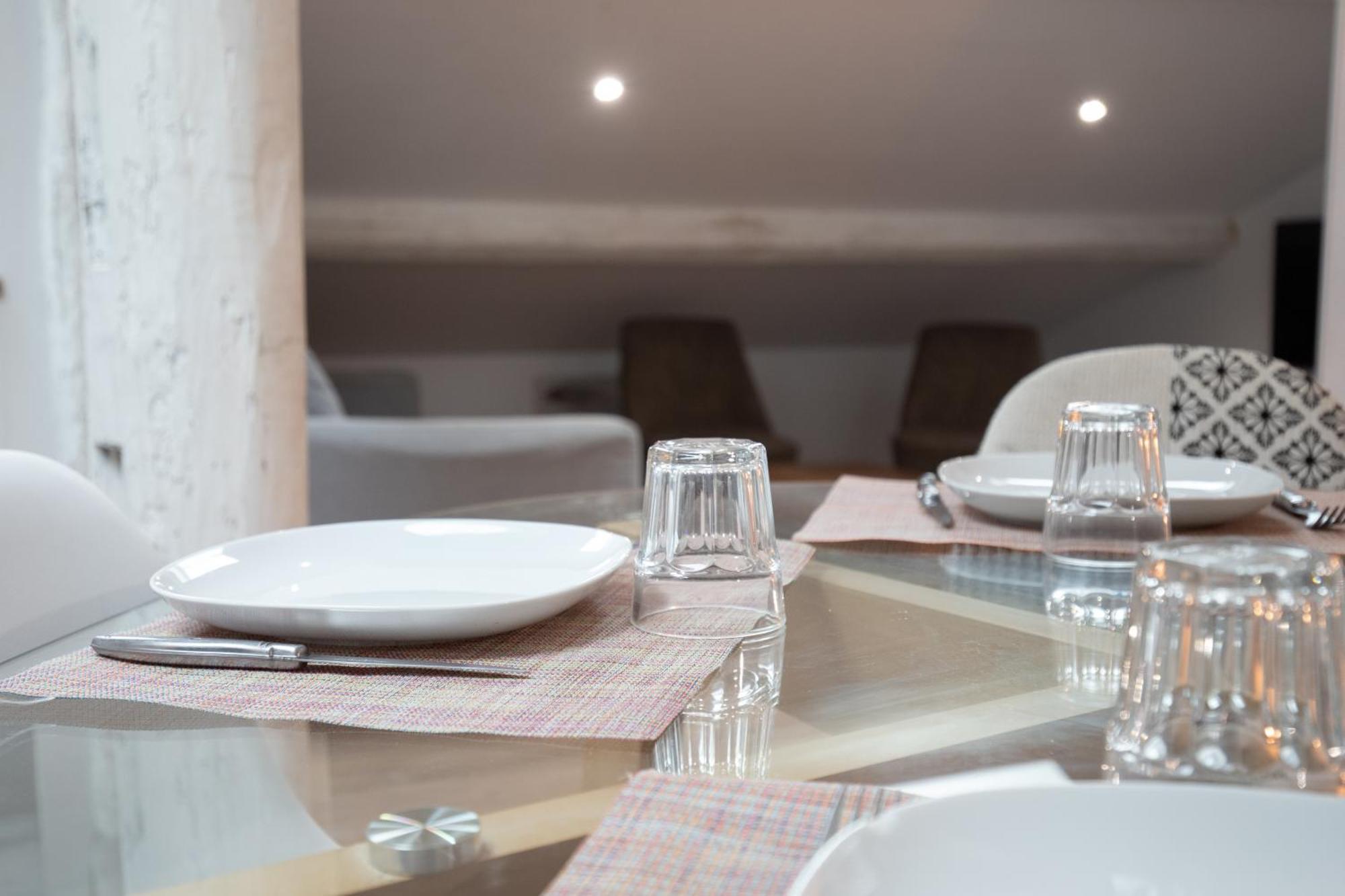 La Chic Comedie - 2 Chambres - Hypercentre - Wifi 몽펠리에 외부 사진