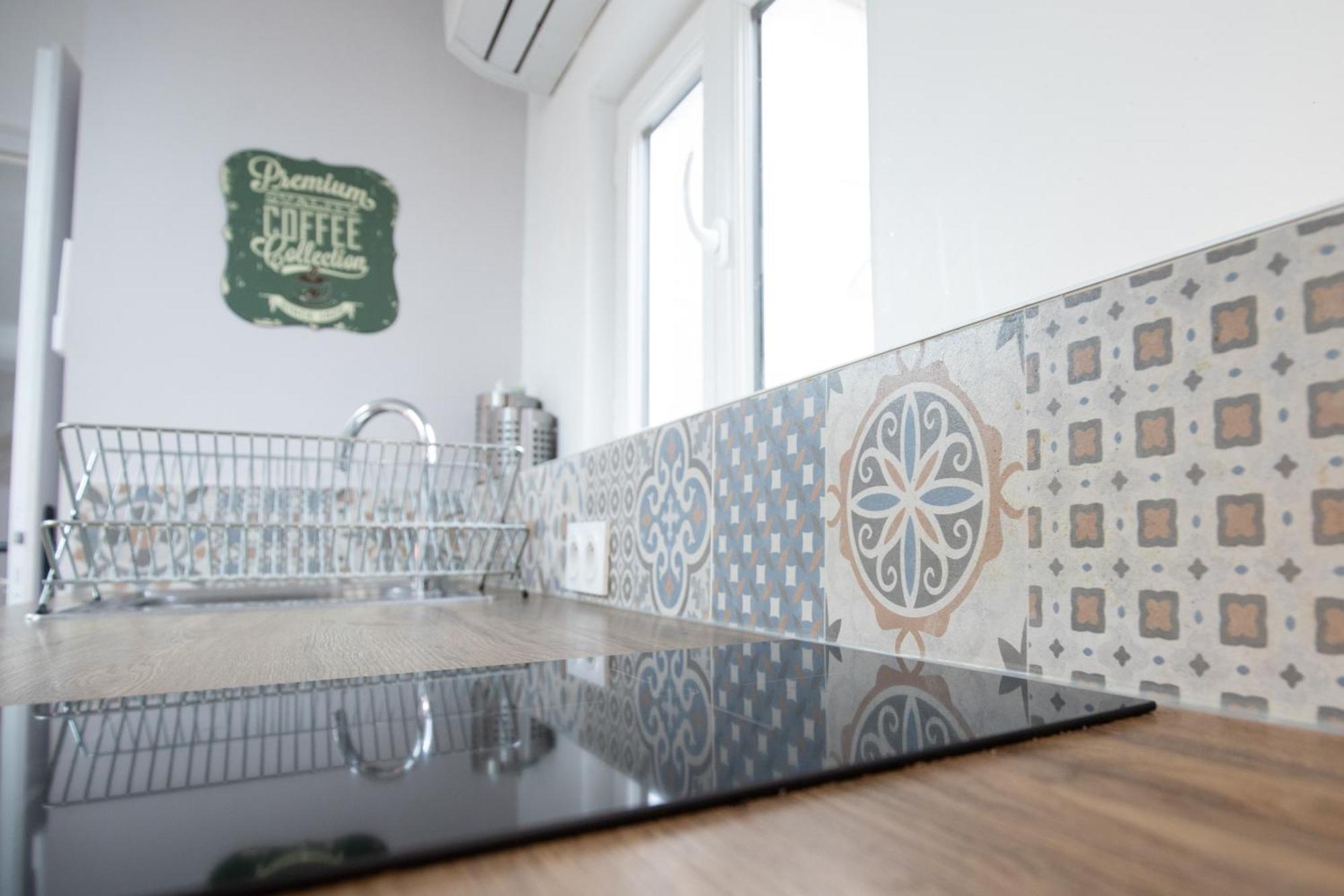 La Chic Comedie - 2 Chambres - Hypercentre - Wifi 몽펠리에 외부 사진